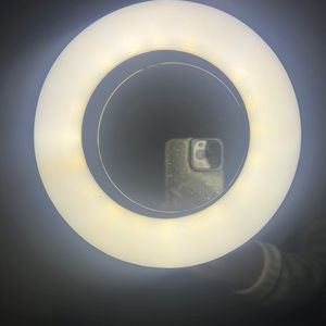Ring light